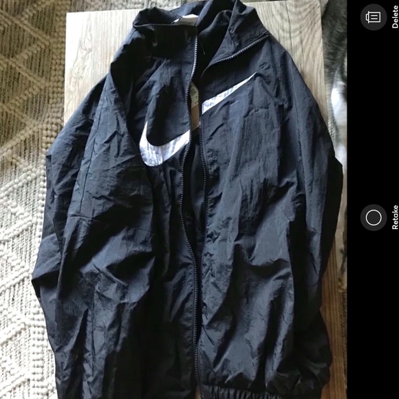 NWT Nike oversized windbreaker womens - Picture 1 of 3